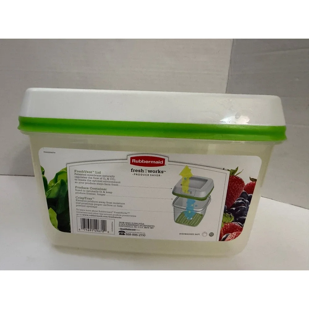 Rubbermaid FreshWorks Produce Saver Large 17.3 Cup Container Green White Lid 4.0